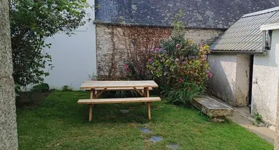 Jardin de l'établissement Maël-Carhaix location Maison 4 chambres