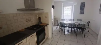 Cuisine ou kitchenette dans l'établissement Maël-Carhaix location Maison 4 chambres