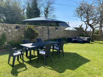 Jardin de l'établissement La Villa d'Anna, une décoration très tendance !