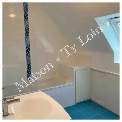 Salle de bains dans l'établissement Villa Ty Loin vue mer 8 personnes