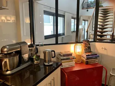 Cuisine ou kitchenette dans l'établissement Le Loft Cinéma Concarneau