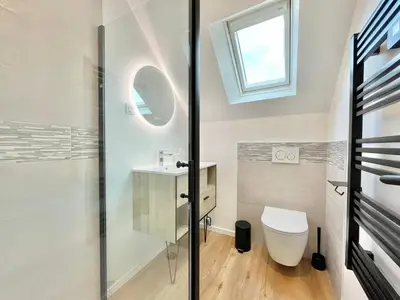 Salle de bains dans l'établissement LE CALLOCH 3D - Standing - Calme - Wifi - Smart TV