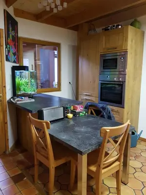 Cuisine ou kitchenette dans l'établissement Home Sweet Home