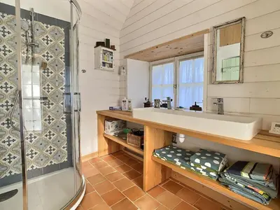 Salle de bains dans l'établissement Penty Ty Gwen (Cap de la Chèvre)