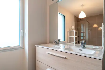 Salle de bains dans l'établissement Ty Melen Glaz - 200m de la plage