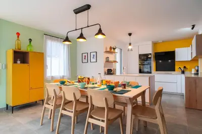 Cuisine ou kitchenette dans l'établissement Ty Melen Glaz - 200m de la plage