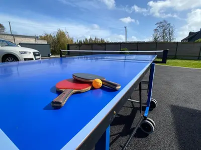 Tennis de table au sein de l'établissement Maison L'Hermine (à 600m de la plage de Morgat) ou à proximité