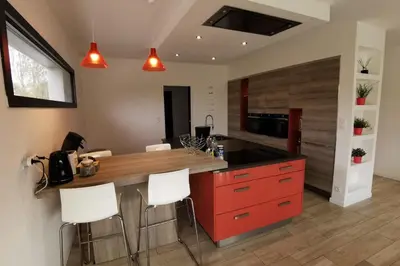Télévision ou salle de divertissement dans l'établissement Gîte plain pied dans l'aber