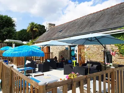 Restaurant ou autre lieu de restauration dans l'établissement ZEcamping 3 animé 500m plage piscine couverte dog friendly animations