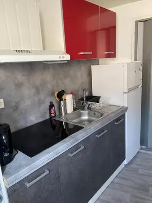 Cuisine ou kitchenette dans l'établissement Gite aux portes de la Pointe du Raz