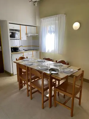 Cuisine ou kitchenette dans l'établissement VVF Fouesnant les Glénan