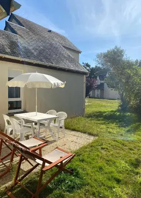 Jardin de l'établissement VVF Fouesnant les Glénan