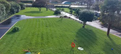 Jardin de l'établissement Studio à la Petite Boissière proximité des plages et de la gare SNCF