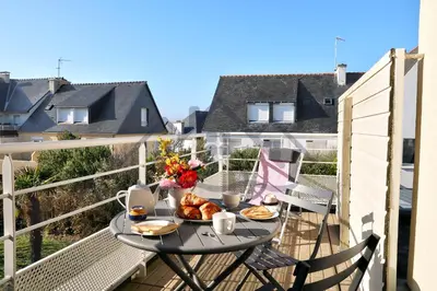Balcon ou terrasse dans l'établissement LocaLise - B80 - La villa Blanche - L'iroise - 1er étage plain pied - Wifi inclus - Draps inclus - Animaux bienvenues
