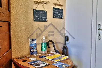 Plan de l'établissement LocaLise - B80 - La villa Blanche - L'iroise - 1er étage plain pied - Wifi inclus - Draps inclus - Animaux bienvenues
