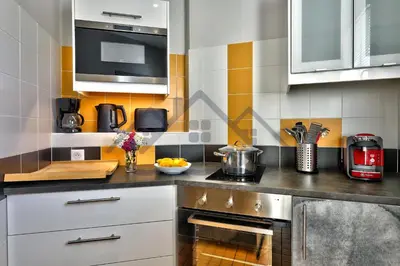 Cuisine ou kitchenette dans l'établissement LocaLise - C80 - L'escale - Au 1er étage de plain pied - Wifi inclus - Draps inclus - Animaux bienvenus
