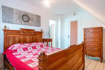 Un ou plusieurs lits dans un hébergement de l'établissement Jacinthe - Appt dans une villa néo-bretonne