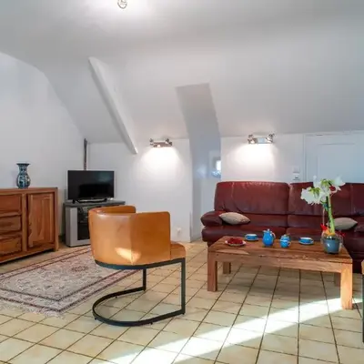 Jacinthe - Appt dans une villa néo-bretonne