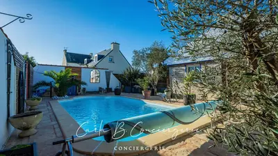 Piscine de l'établissement ROBY - maison TREGUNC 6 personnes ou située à proximité