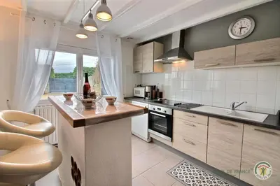 Cuisine ou kitchenette dans l'établissement Beg leguer