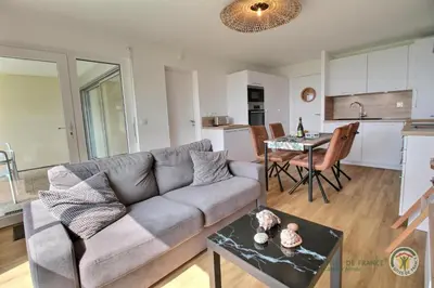 Cuisine ou kitchenette dans l'établissement La plage
