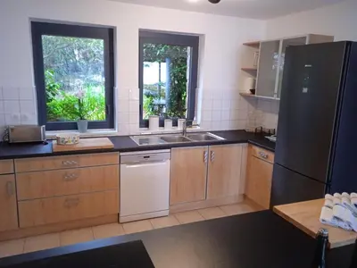 Cuisine ou kitchenette dans l'établissement Villa caroline