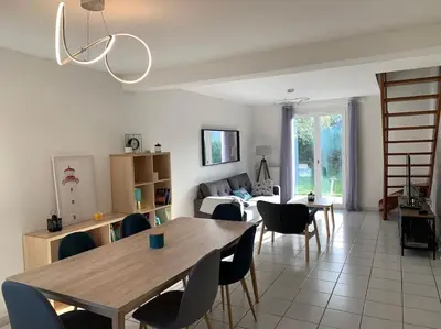 Coin salon dans l'établissement TY ARVOR Maison à 5 minutes de la plage Concarneau