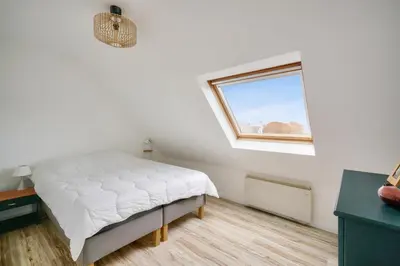 Un ou plusieurs lits dans un hébergement de l'établissement Maison avec piscine pour 8 - 500m de la plage