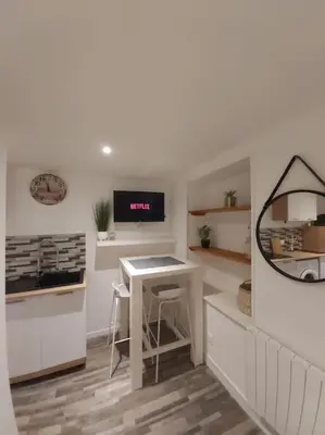 Cuisine ou kitchenette dans l'établissement Duplex Cosy 2