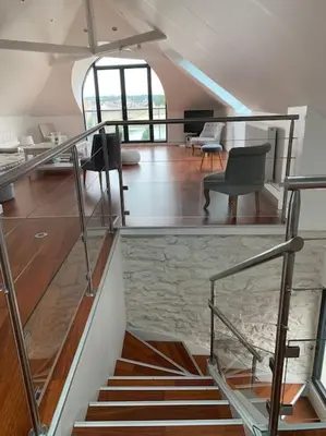 Plan de l'établissement LOFT face à la ville Close Concarneau