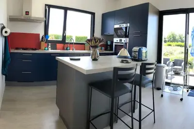 Cuisine ou kitchenette dans l'établissement Villa aux portes de la presqu'ïle de Crozon