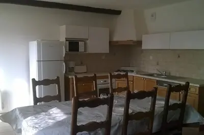 Cuisine ou kitchenette dans l'établissement La route bleue