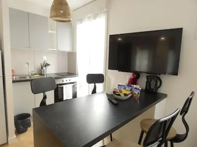 Cuisine ou kitchenette dans l'établissement Calme et Confort pour vos Séjours Moyenne Durée