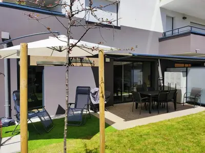 Terrasse ou espace extérieur de l'établissement TI YUSA Appartement Jardin à Concarneau