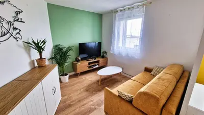 Télévision ou salle de divertissement dans l'établissement Appartement complet - 1 chambre - Saint-Martin
