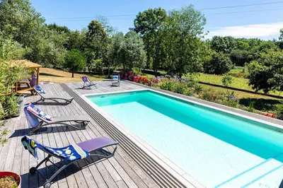 Piscine de l'établissement Villa KalonBreizh, Piscine privée chauffée & Sauna ou située à proximité