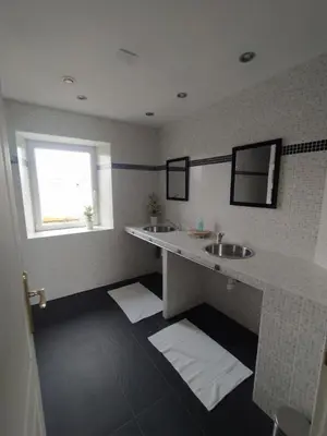 Salle de bains dans l'établissement L'ilot des abers Maison de vacances