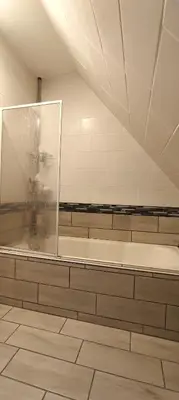 Salle de bains dans l'établissement Ty Mouk - proche centre ville et plages