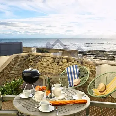LocaLise - M4 - Ty Gwenn - La maison à la pointe de Lechiagat - Accès à deux pas d'une terrasse vue mer privative - Wifi inclus - Draps inclus - Animaux bienvenus