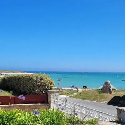Villa les pieds dans l'eau