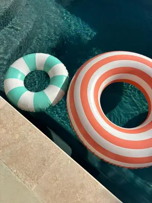 Piscine de l'établissement La maison de Julia - Piscine privée ou située à proximité