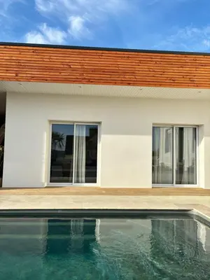 Piscine de l'établissement La maison de Julia - Piscine privée ou située à proximité