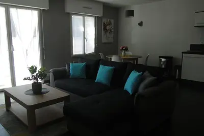 Coin salon dans l'établissement Appartement au centre-ville Concarneau
