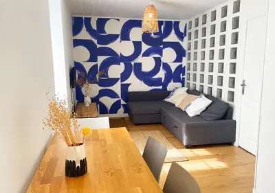Coin salon dans l'établissement Charmant appartement rénové au cœur de Concarneau