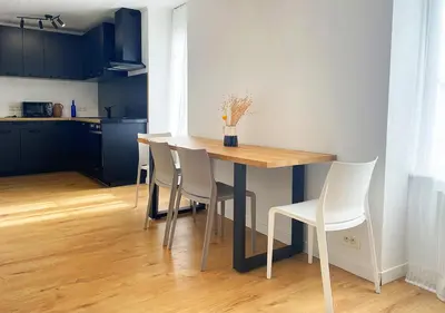 Cuisine ou kitchenette dans l'établissement Charmant appartement rénové au cœur de Concarneau