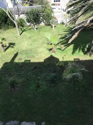 Jardin de l'établissement Le Récif, maison indépendante Corniche de la mer