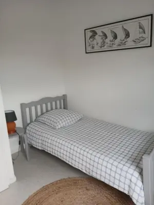 Un ou plusieurs lits dans un hébergement de l'établissement maison à 5 min de la plage