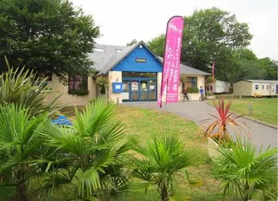 Jardin de l'établissement mobil home 394 - Domaine de Kerlann