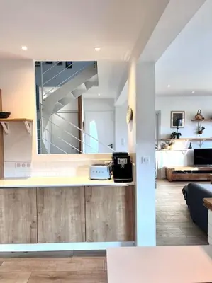 Cuisine ou kitchenette dans l'établissement Villa au Coeur de la presqu'ile