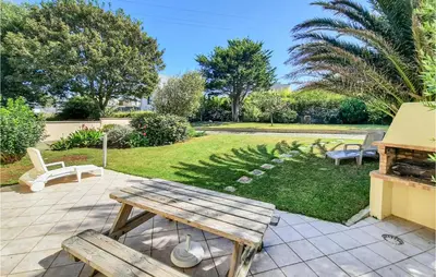 Jardin de l'établissement Holiday Home Fleurac P-697